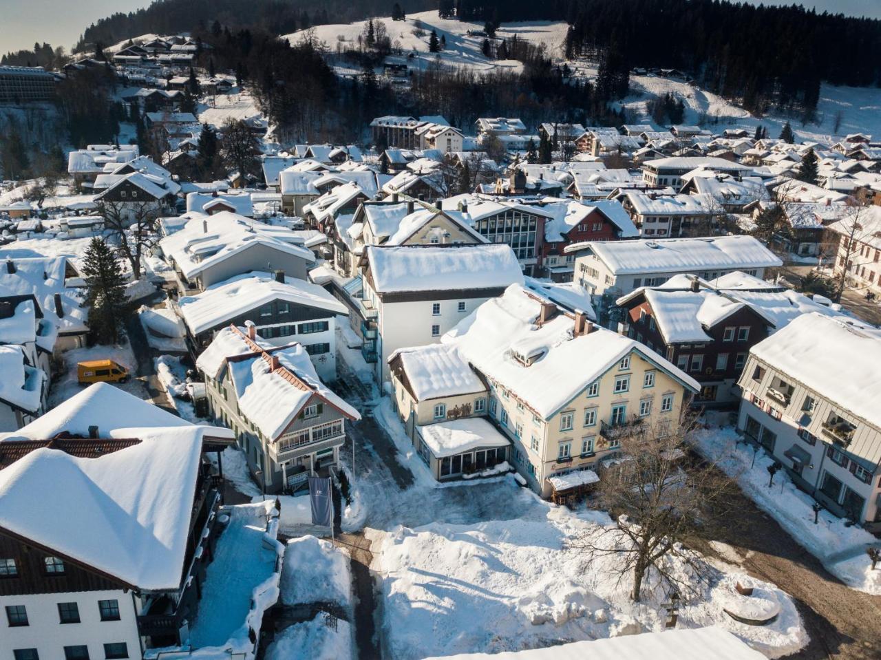 Hotel Adler Оберштауфен Экстерьер фото