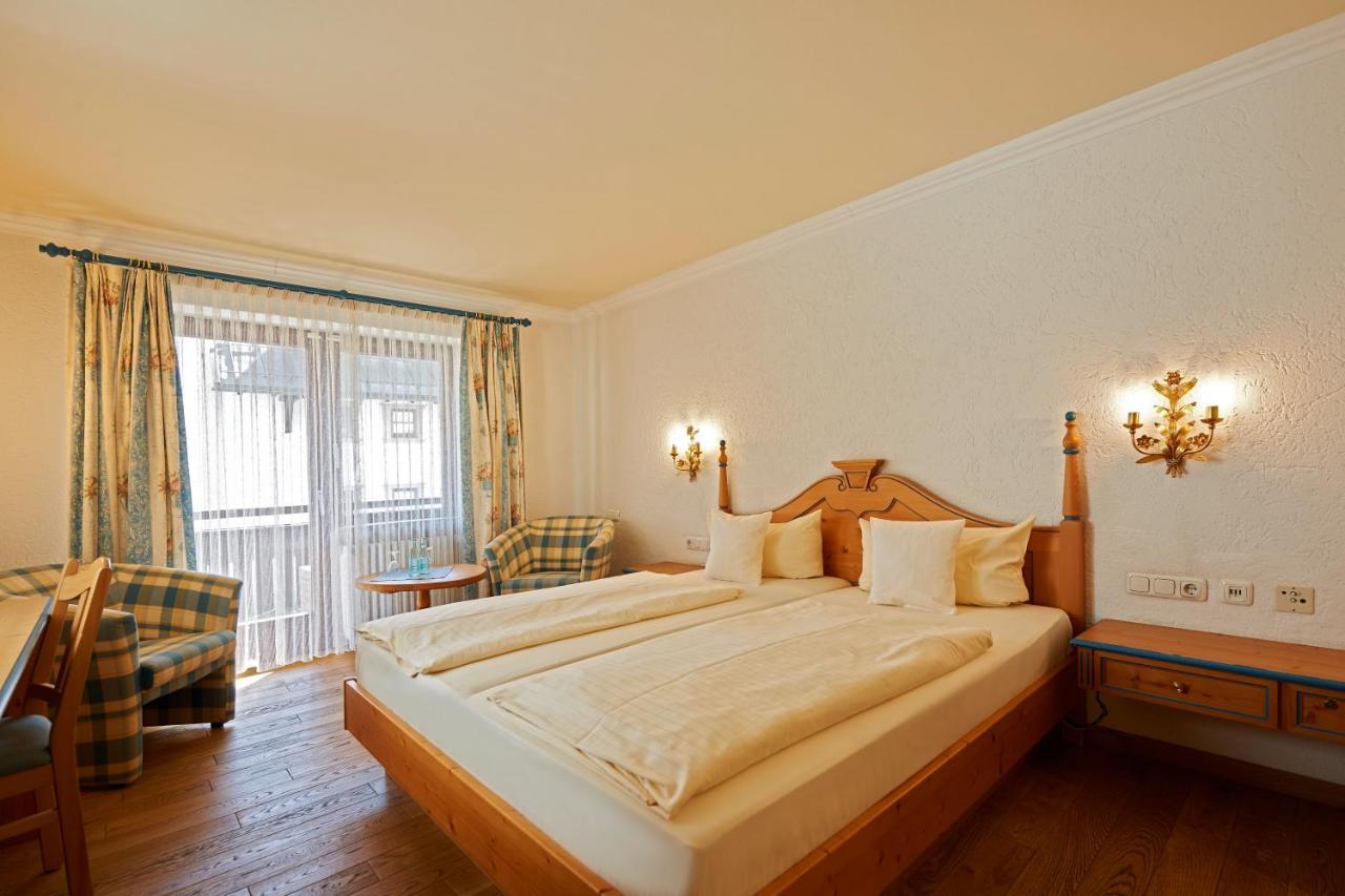 Hotel Adler Оберштауфен Экстерьер фото